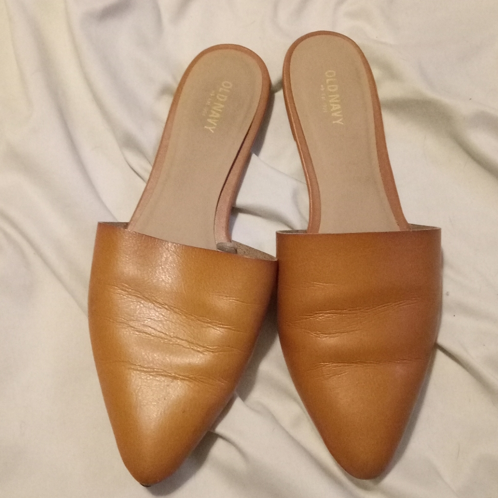Old Navy size 9 flats